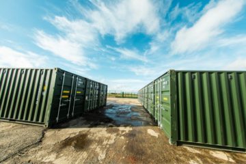Containers at Leighton Buzzard